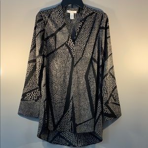 WHITE HOUSE BLACK MARKET Women's Blouse Size 4